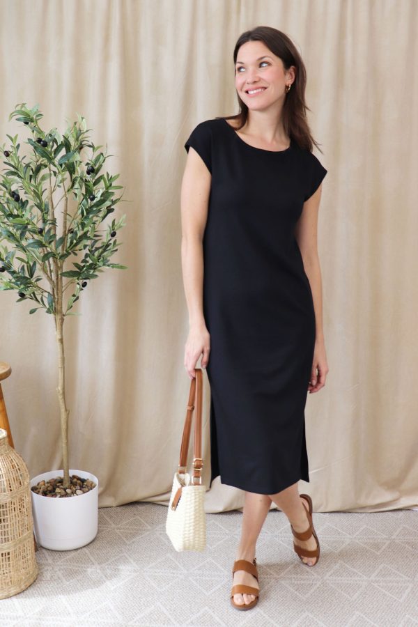 robe-terry-bambou-mi-longue-noire-fait-au-quebec-marilou-design