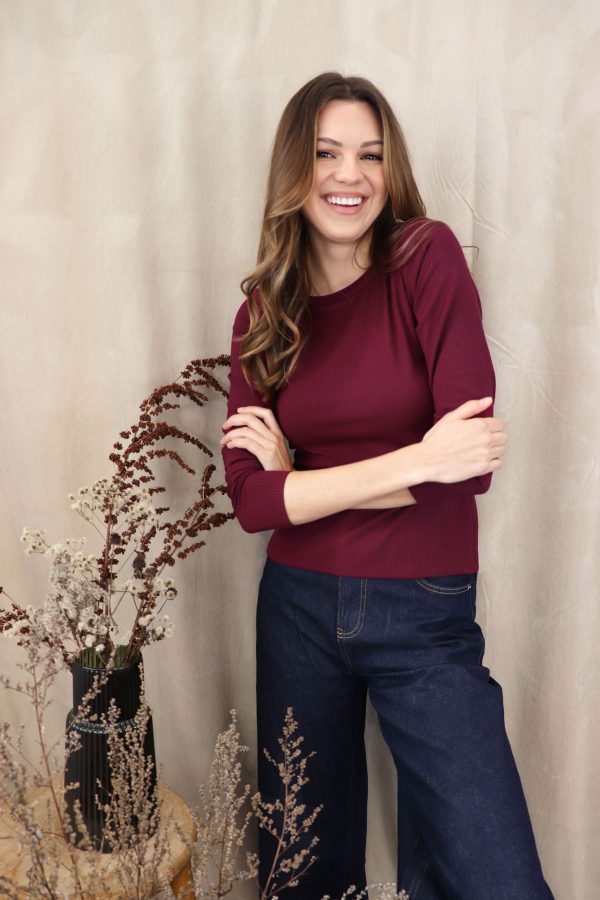 Chandail-basic-manche-longue-bordeaux-fait-au-quebec-marilou-design