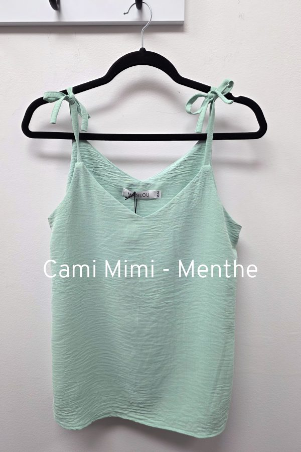 Alternative view of VÊTEMENTS UNIQUES